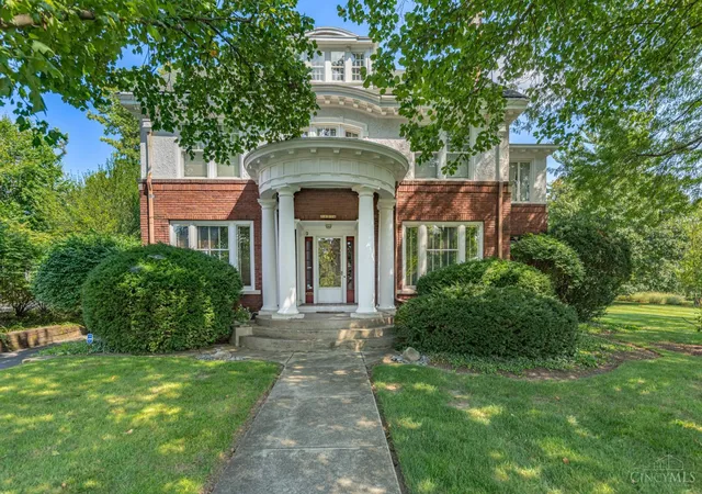 Photo 1 of Single family home for sale at 401 The Alameda, Middletown, OH 45044 | MLS# 1893416 | Listing updated on 2026-09-10