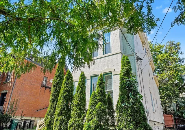 Photo 3 of Sale Pending at 2523 Moorman Ave, Cincinnati, OH 45206 | MLS# 1893063 | Listing updated on 2026-10-09