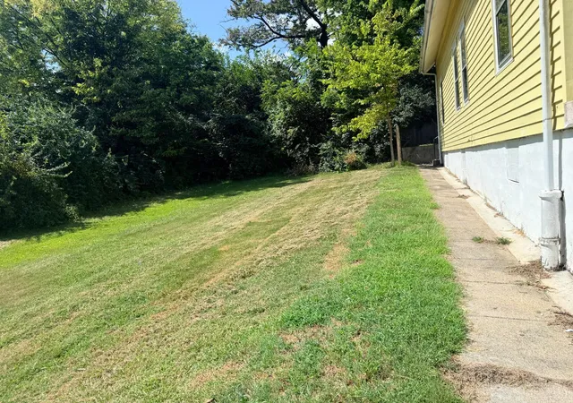 Photo 3 of Single family home for sale at 1633 1st Avenue, Cincinnati, OH 45205 | MLS# 1893199 | Listing updated on 2026-09-11