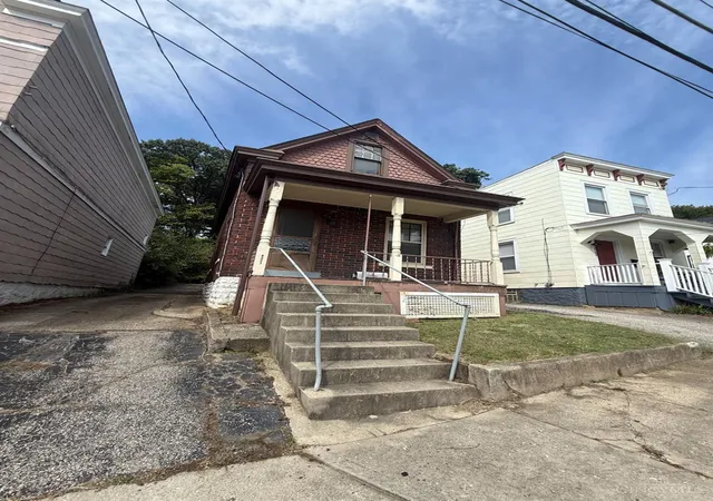 Photo 2 of Sale Pending at 4321 Hays Ave, Cincinnati, OH 45223 | MLS# 1893296 | Listing updated on 2026-09-22