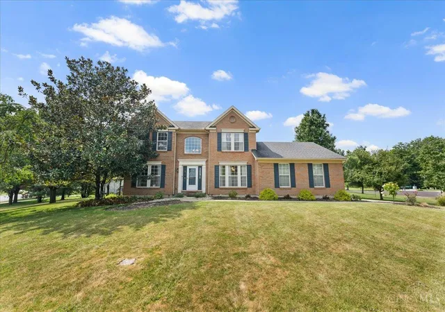 Single family home for sale at 939 Airymeadows Dr, Hamilton Twp, OH 45039 | MLS# 1893495