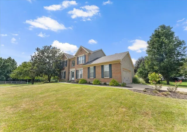 Photo 2 of Single family home for sale at 939 Airymeadows Dr, Hamilton Twp, OH 45039 | MLS# 1893495 | Listing updated on 2026-09-11