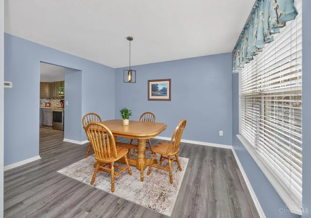 Photo 4 of Single family home for sale at 309 E Stoneridge Dr, Milford, OH 45150 | MLS# 1893578 | Listing updated on 2026-10-01