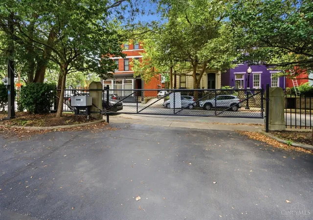 Photo 3 of Condo for sale at 1215 Central Ave, Cincinnati, OH 45214 | MLS# 1893591 | Listing updated on 2026-09-11