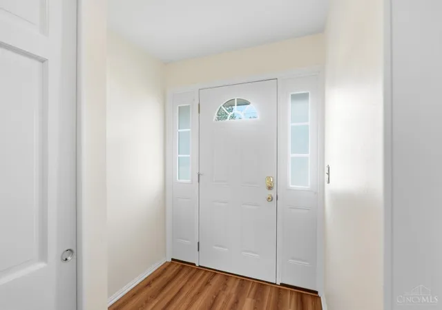 Photo 4 of Sale Pending at 4578 Cavalier Ct, Fairfield, OH 45014 | MLS# 1892773 | Listing updated on 2026-10-06