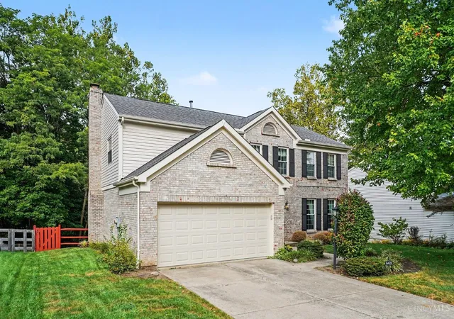 Single family home for sale at 6421 Copperleaf Ln, Cincinnati, OH 45230 | MLS# 1893191