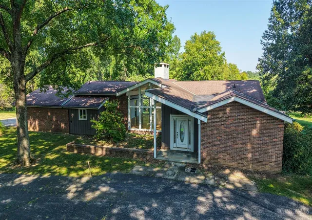 Photo 2 of Single family home for sale at 8505 Fox Cub Ln, Indian Hill, OH 45243 | MLS# 1893535 | Listing updated on 2026-09-14