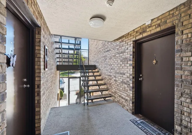 Photo 4 of Sale Pending at 7233 Creekview Dr #7, Colerain Twp, OH 45247 | MLS# 1893111 | Listing updated on 2026-09-15