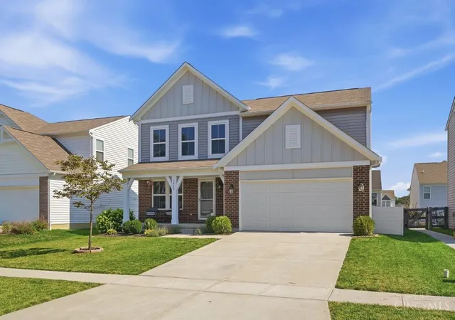 Photo 3 of Single family home for sale at 1440 Eagle Blvd, Maineville, OH 45039 | MLS# 1893494 | Listing updated on 2026-09-11