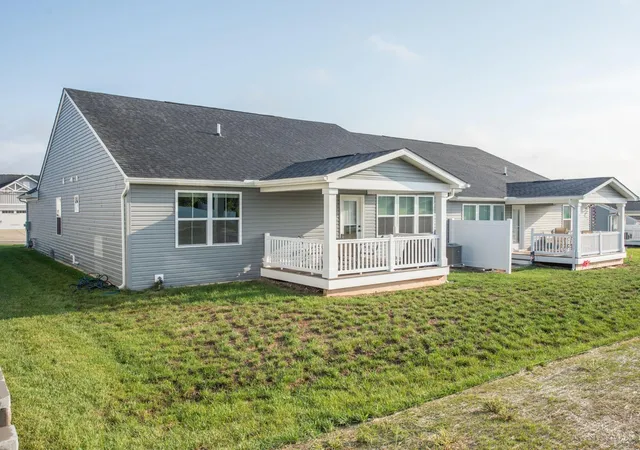 Photo 3 of Sale Pending at 3205 Travertine Ct, Fairfield Twp, OH 45011 | MLS# 1893559 | Listing updated on 2026-10-04