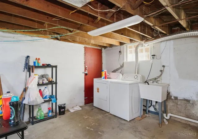 Listing Photo 2 - Condo for sale in building located at 6210 Beechcrest Pl, Cincinnati, OH 45230 - Unit #