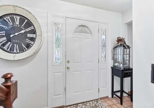 Photo 3 of Sale Pending at 10707 Stargate Ln, Springfield Twp., OH 45240 | MLS# 1893587 | Listing updated on 2026-09-13