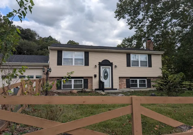 Photo 1 of Sale Pending at 209 Mt Nebo Rd, Cleves, OH 45002 | MLS# 1893620 | Listing updated on 2026-09-23
