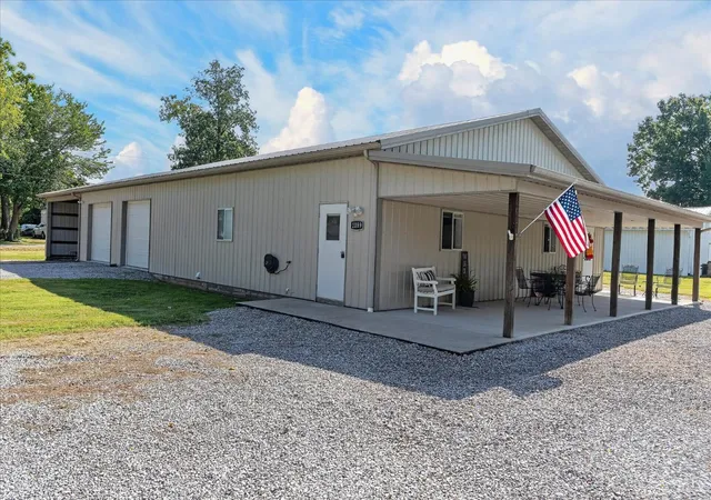 Single family home for sale at 1189 Pennsylvania, Aberdeen, OH 45101 | MLS# 1893408