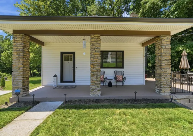 Photo 3 of Sale Pending at 5575 Stewart Ave, Cincinnati, OH 45227 | MLS# 1893524 | Listing updated on 2026-10-06