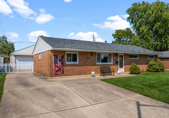 Photo 3 of Single family home for sale at 7845 Harshmanville Rd, Huber Heights, OH 45424 | MLS# 1893652 | Listing updated on 2026-09-11