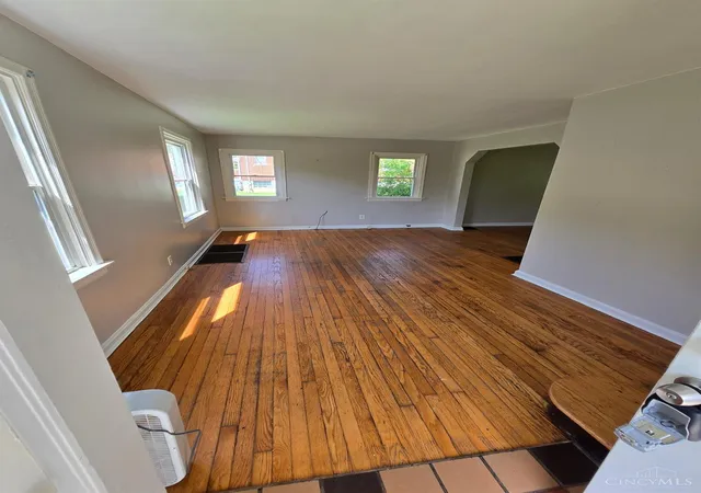 Photo 2 of Single family home for sale at 3972 Delhi Ave, Delhi Twp, OH 45204 | MLS# 1889643 | Listing updated on 2026-09-11
