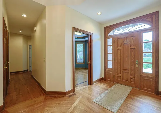 Photo 4 of Sale Pending at 6219 Highcedar Ct, Delhi Twp, OH 45233 | MLS# 1893538 | Listing updated on 2026-09-15