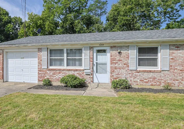Photo 2 of Single family home for sale at 3245 River Rd, Hamilton, OH 45015 | MLS# 1893645 | Listing updated on 2026-09-11