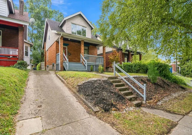 Photo 3 of Single family home for sale at 723 Hand Ave, Cincinnati, OH 45232 | MLS# 1893598 | Listing updated on 2026-09-11
