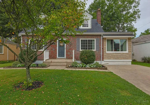 Photo 2 of Single family home for sale at 325 Don Ln, Delhi Twp, OH 45238 | MLS# 1893131 | Listing updated on 2026-09-14