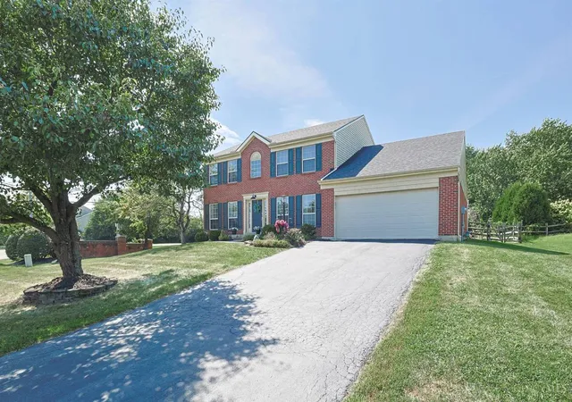 Photo 2 of Single family home for sale at 7185 Glenn Moor Dr, Liberty Twp, OH 45011 | MLS# 1893608 | Listing updated on 2026-09-11