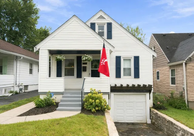 Single family home for sale at 7005 Bramble Ave, Columbia Twp, OH 45227 | MLS# 1893618