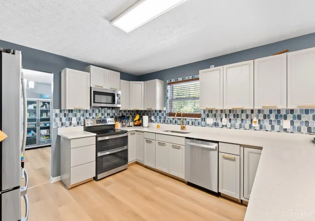 Photo 2 of Single family home for sale at 5925 Furlong Way, Liberty Twp, OH 45011 | MLS# 1893548 | Listing updated on 2026-09-13