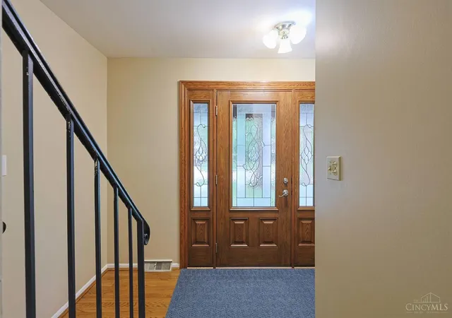 Photo 2 of Sale Pending at 8389 Shadowpoint Ct, Montgomery, OH 45242 | MLS# 1893622 | Listing updated on 2026-09-11