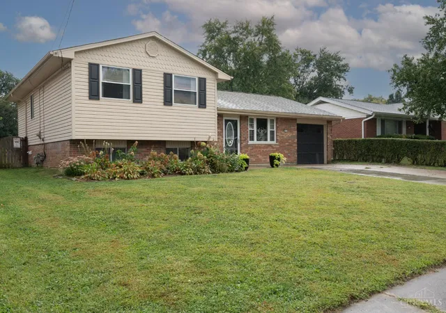 Photo 2 of Single family home for sale at 8965 Zoellner Rd, Colerain Twp, OH 45251 | MLS# 1893601 | Listing updated on 2026-10-14
