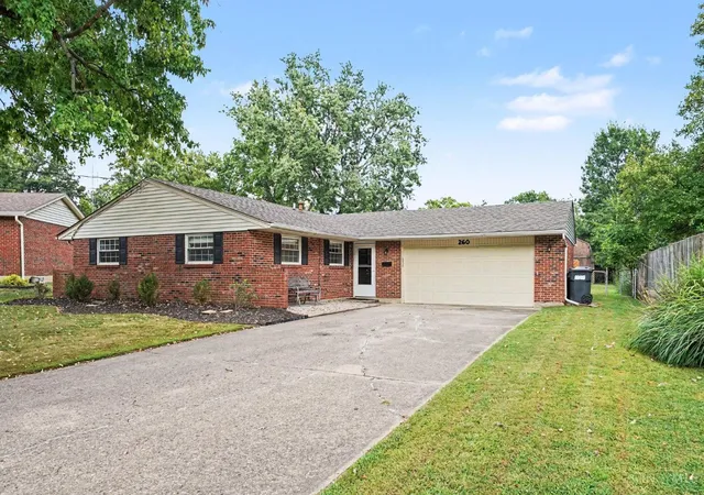 Photo 2 of Single family home for sale at 260 Sinclair Ct, Loveland, OH 45140 | MLS# 1893631 | Listing updated on 2026-09-11