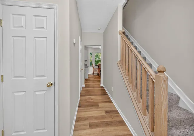 Photo 2 of Single family home for sale at 1206 E Glen Echo Ln, Miami Twp, OH 45140 | MLS# 1893490 | Listing updated on 2026-09-14