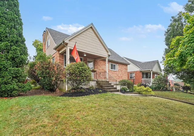 Photo 2 of Single family home for sale at 7109 Jeannie, Anderson Twp, OH 45230 | MLS# 1893734 | Listing updated on 2026-09-14