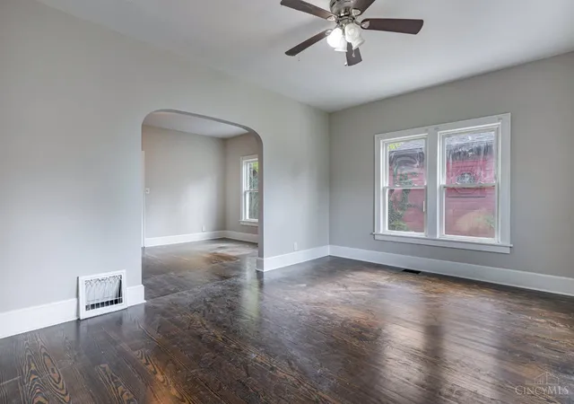 Photo 2 of Single family home for sale at 2720 Wilbraham Rd, Middletown, OH 45042 | MLS# 1893749 | Listing updated on 2026-10-21