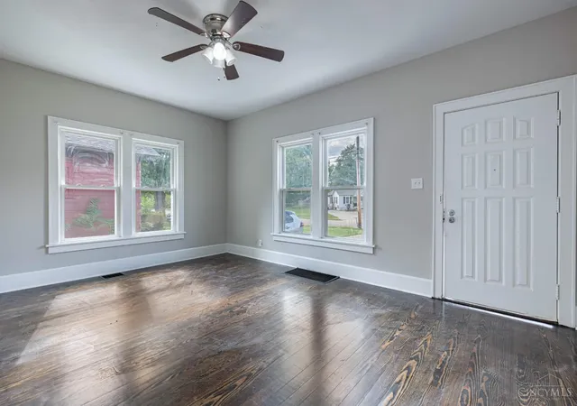 Photo 4 of Single family home for sale at 2720 Wilbraham Rd, Middletown, OH 45042 | MLS# 1893749 | Listing updated on 2026-10-21