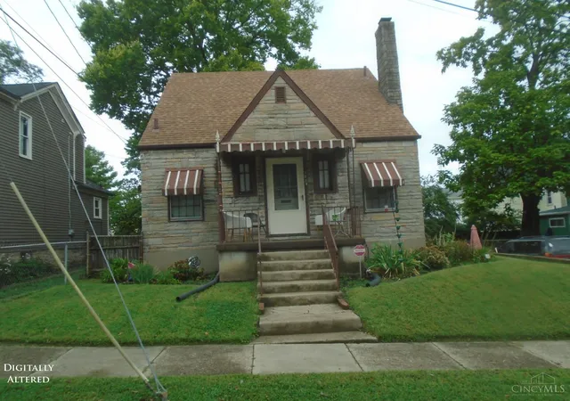 Photo 3 of Single family home for sale at 123 Hueston St, Hamilton, OH 45013 | MLS# 1893741 | Listing updated on 2026-10-15