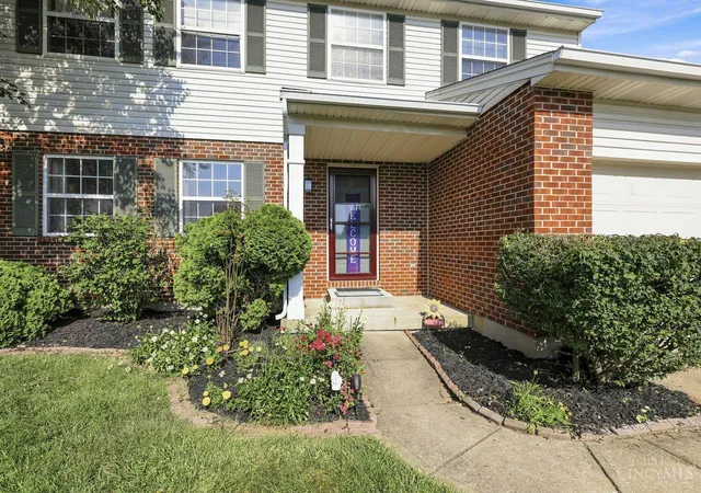 Photo 2 of Single family home for sale at 8031 Simpson Crk Way, Mason, OH 45040 | MLS# 1893803 | Listing updated on 2026-10-02