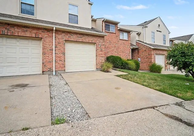Photo 2 of Sale Pending at 11 Providence Dr #2, Fairfield, OH 45014 | MLS# 1893542 | Listing updated on 2026-09-17