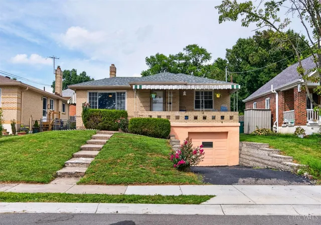 Photo 1 of Single family home for sale at 2922 Lawndale Ave, Cincinnati, OH 45212 | MLS# 1893575 | Listing updated on 2026-10-01