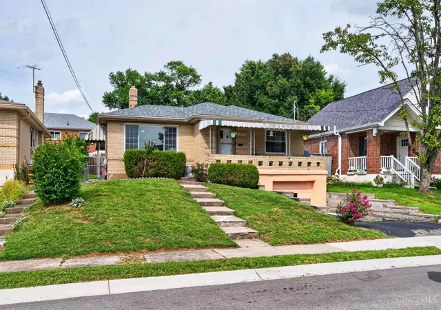 Photo 2 of Single family home for sale at 2922 Lawndale Ave, Cincinnati, OH 45212 | MLS# 1893575 | Listing updated on 2026-10-01