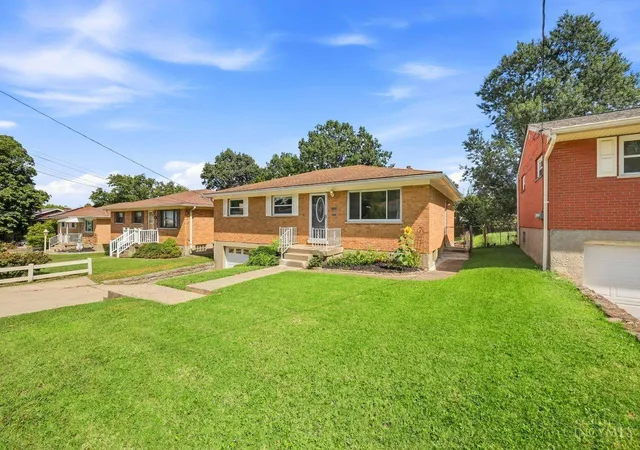 Photo 2 of Sale Pending at 5322 Plumridge Dr, Delhi Twp, OH 45238 | MLS# 1893816 | Listing updated on 2026-10-21