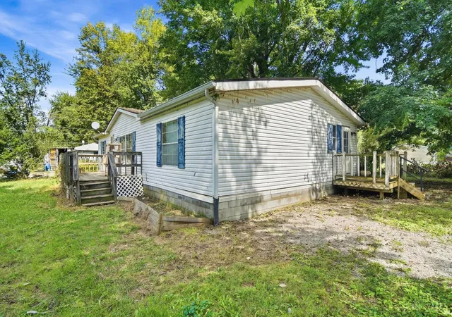 Photo 2 of Single family home for sale at 1921 Amiott Ln, Sterling Twp, OH 45154 | MLS# 1893926 | Listing updated on 2026-10-19