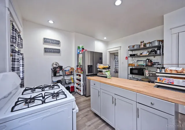 Photo 4 of Single family home for sale at 5109 Silver St, Norwood, OH 45212 | MLS# 1893895 | Listing updated on 2026-09-24