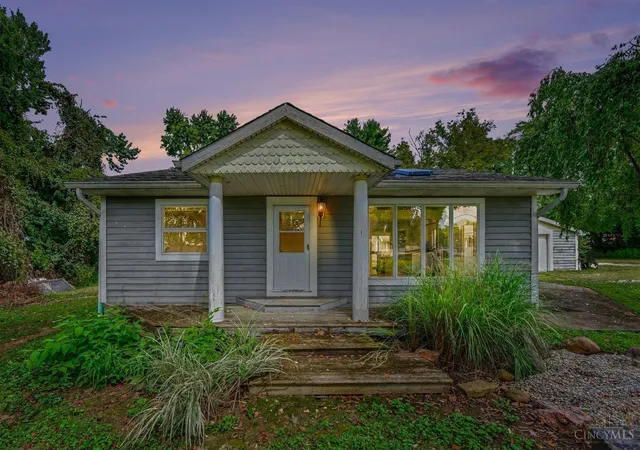 Photo 1 of Single family home for sale at 1452 Bethel New Richmond Rd, New Richmond, OH 45157 | MLS# 1894009 | Listing updated on 2026-10-02