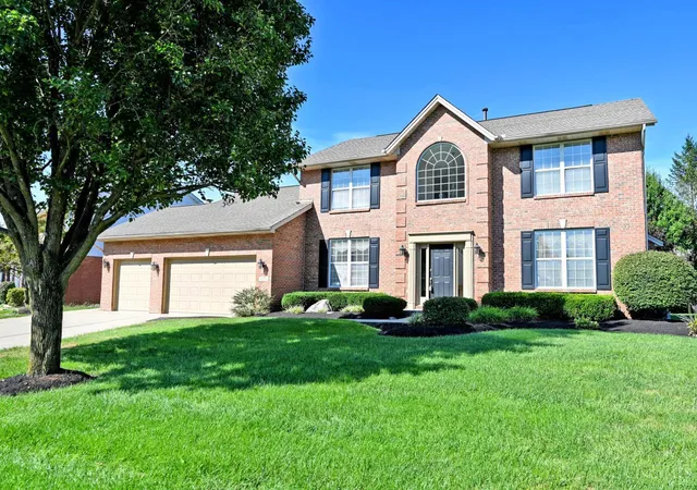 Photo 1 of Single family home for sale at 8575 Charleston Valley Dr, Deerfield Twp., OH 45040 | MLS# 1894032 | Listing updated on 2026-10-08