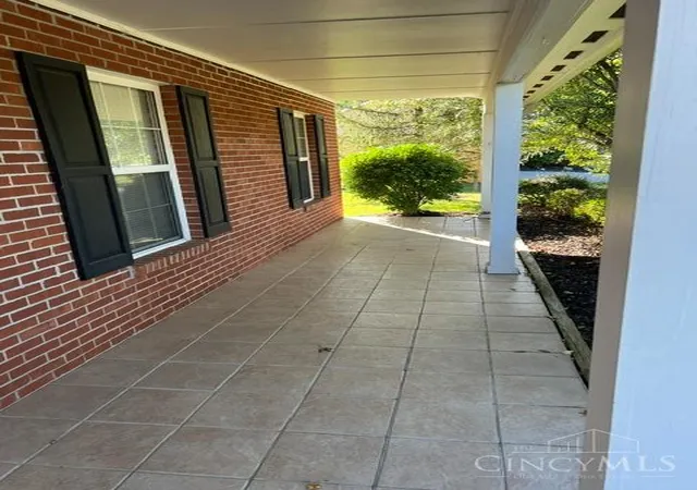 Photo 3 of Single family home for sale at 1510 Lost Lake Ct, Sterling Twp, OH 45176 | MLS# 1893974 | Listing updated on 2026-10-05