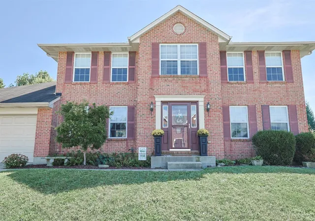 Photo 2 of Single family home for sale at 6569 Michele Ln, Liberty Twp, OH 45044 | MLS# 1894019 | Listing updated on 2026-10-30