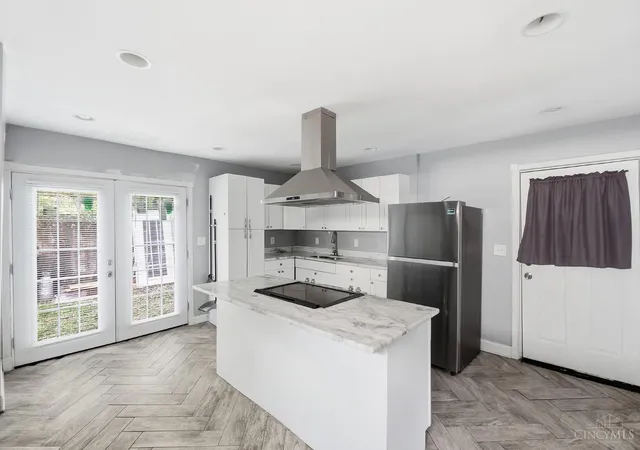 Photo 4 of Single family home for sale at 118 Winkler St, Cincinnati, OH 45219 | MLS# 1894093 | Listing updated on 2026-10-19