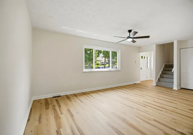 Photo 3 of Single family home for sale at 951 Patricia Ln, Anderson Twp, OH 45230 | MLS# 1893859 | Listing updated on 2026-10-13