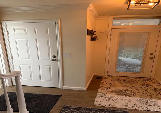 Photo 4 of Single family home for sale at 972 Wittshire Ln, Anderson Twp, OH 45255 | MLS# 1893973 | Listing updated on 2026-10-21